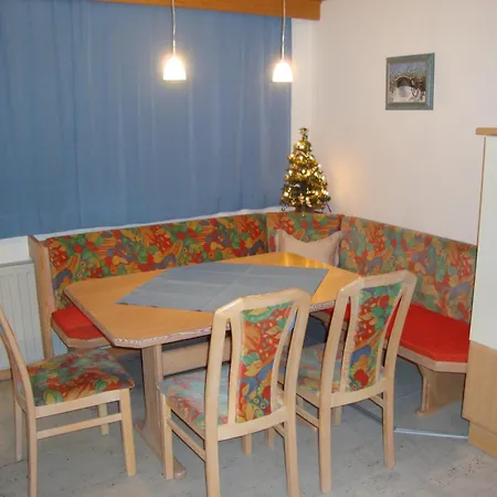 Nussbaum Apartment