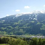 Nussbaum 아파트